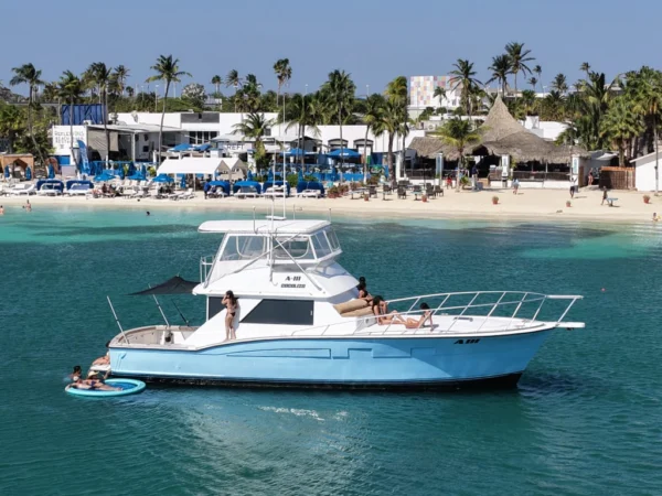 Romantic yacht getaway in Aruba — private yacht anchored off the beach