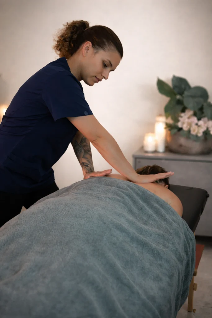 Contact Aruba Mobile Spa to book a therapist at your hotel or villa